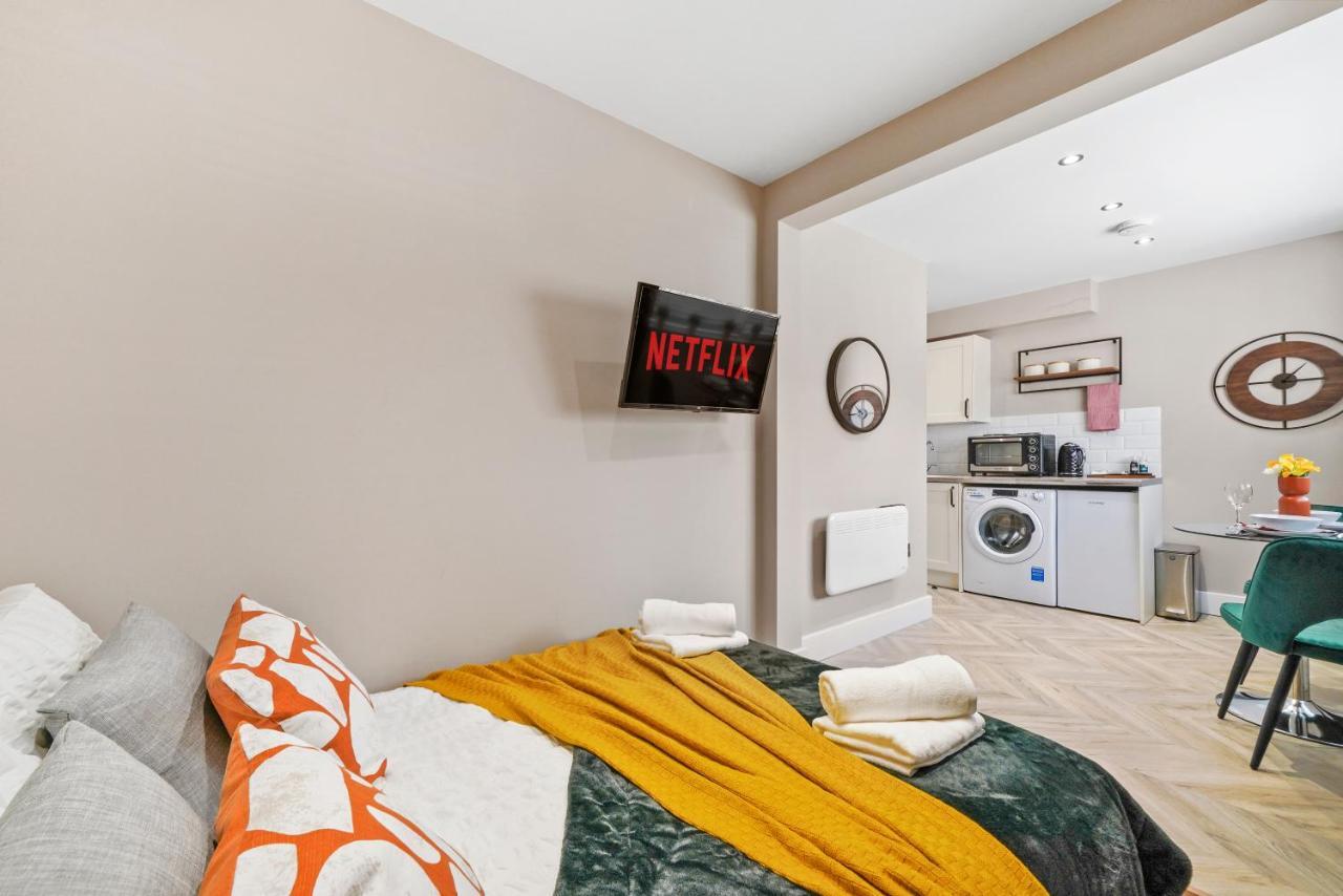 Cosy Heathrow - Parking - Garden Londen