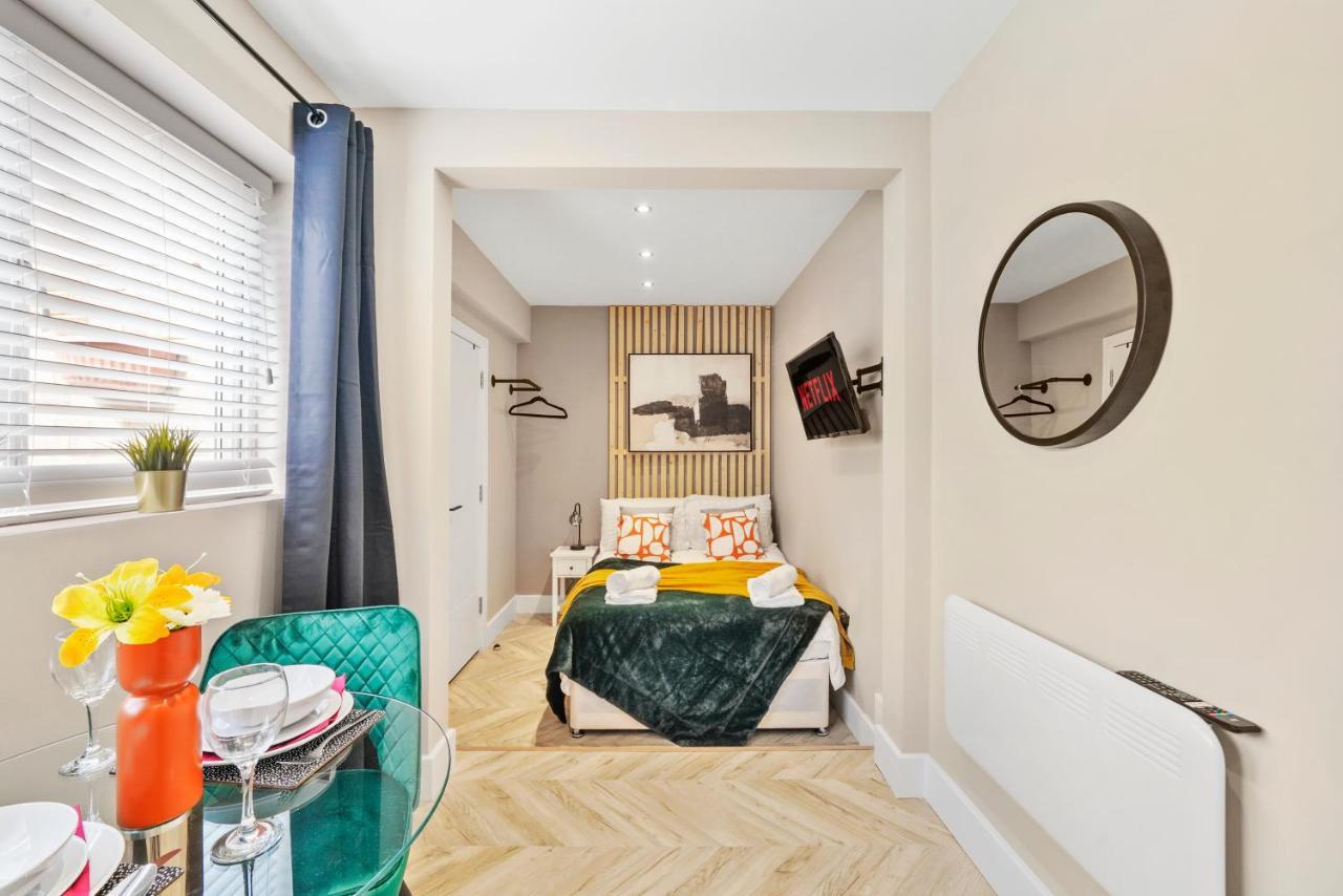 Appartement Cosy Heathrow - Parking - Garden *