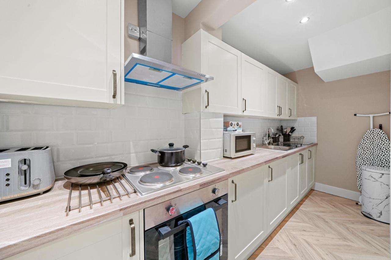 Cosy Heathrow - Parking - Garden * Londen