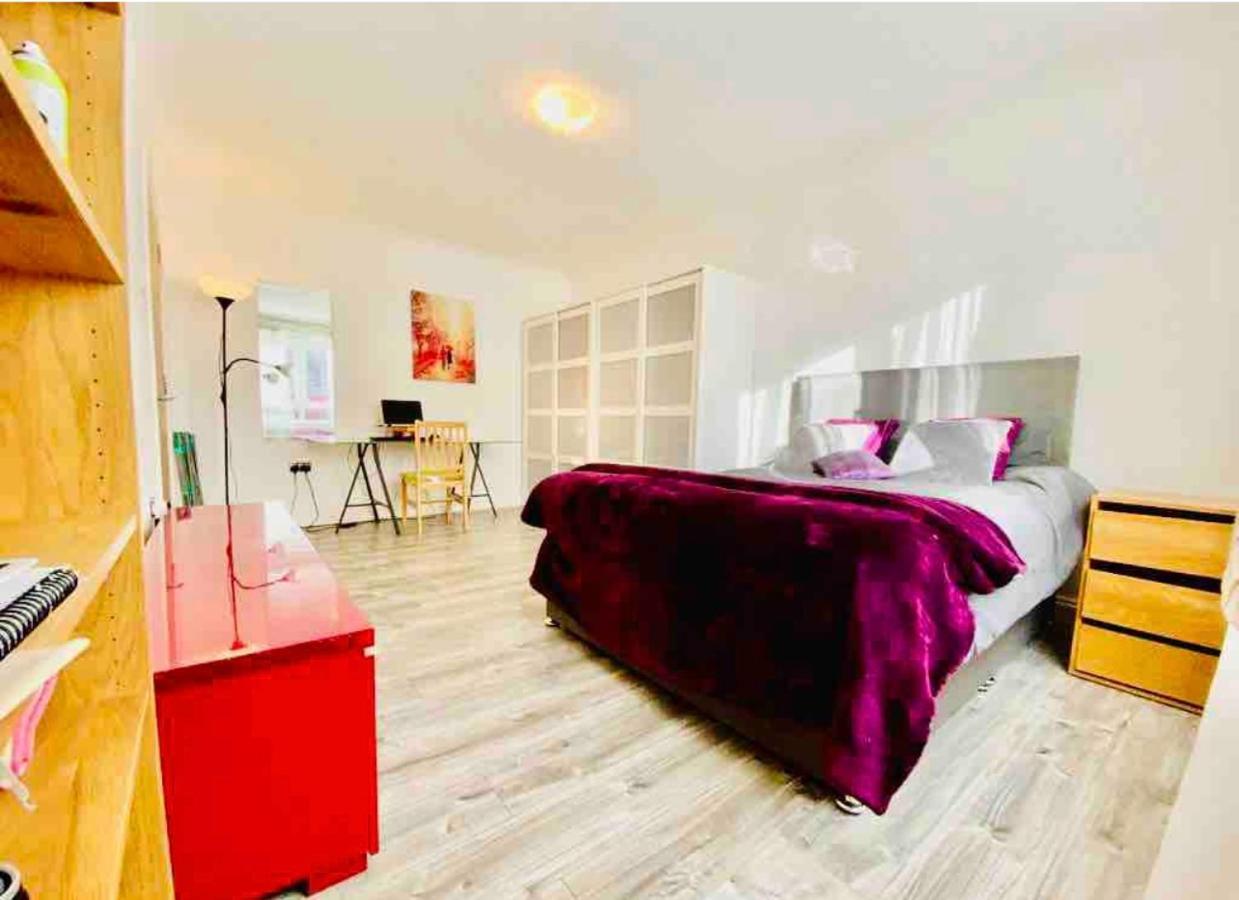 Stunning Triple Apartamento