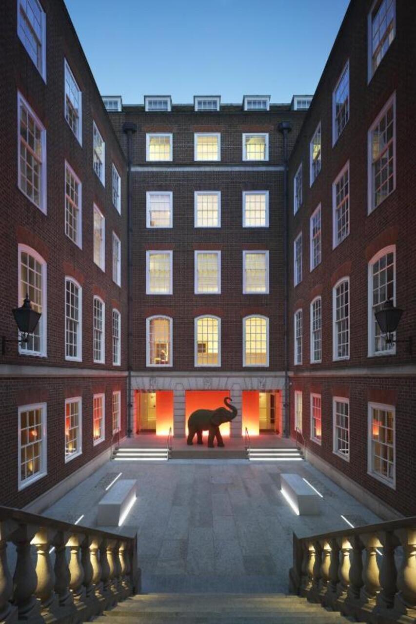 Apex Temple Court Hotel 4*