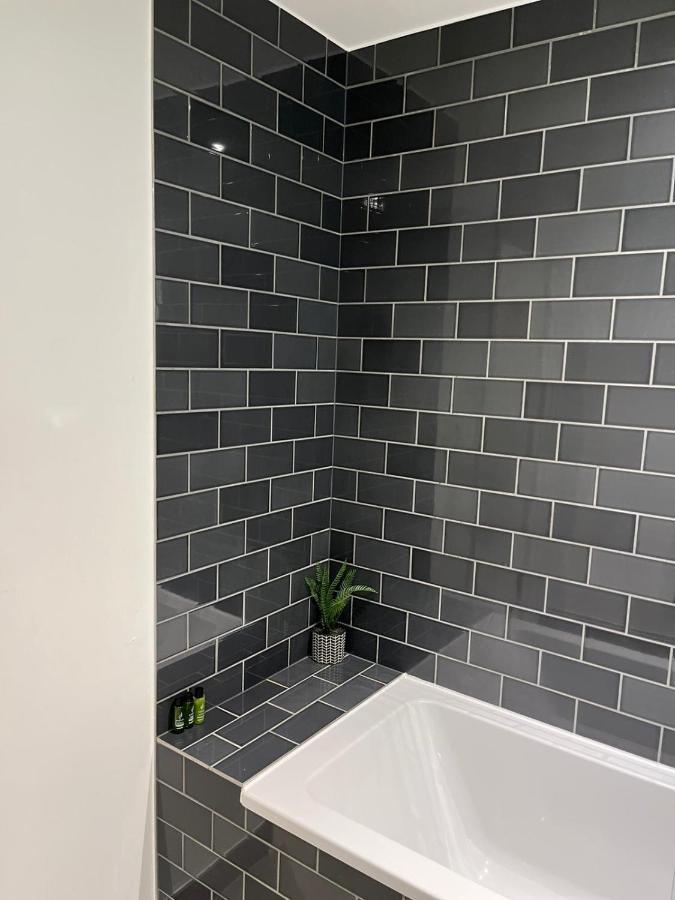 Md : Stunning 2 Bedroom 2 Bath - Royal Docks Appartement