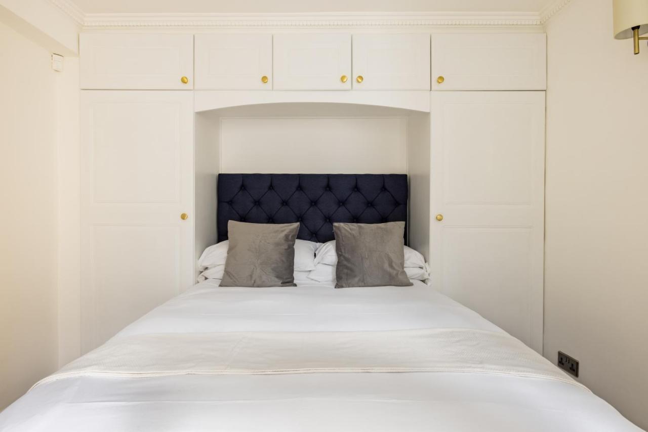 Luxury Flat Next To Harrods Apartment *
