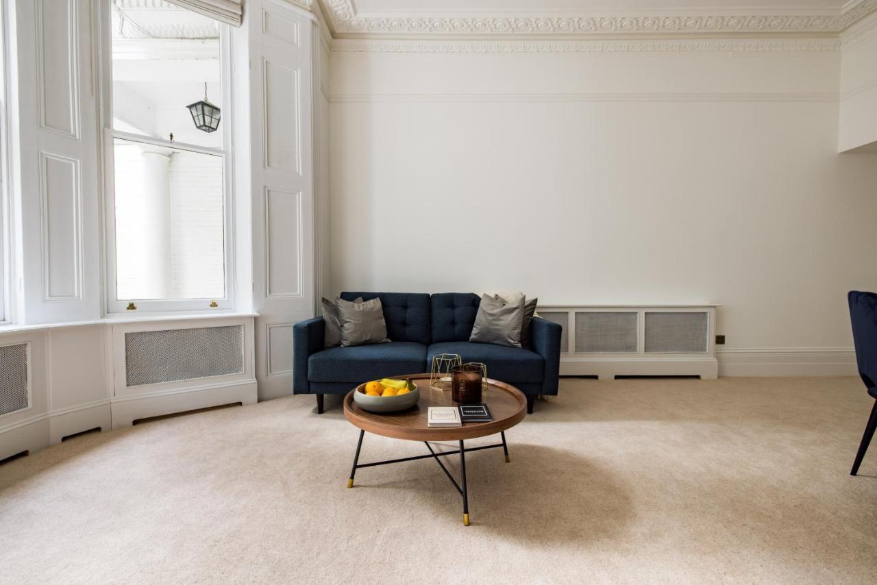 Luxury Flat Next To Harrods Apartment