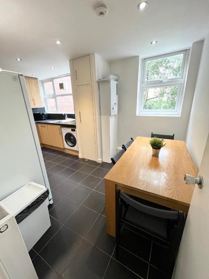 Apartamento Large Close To Ldn