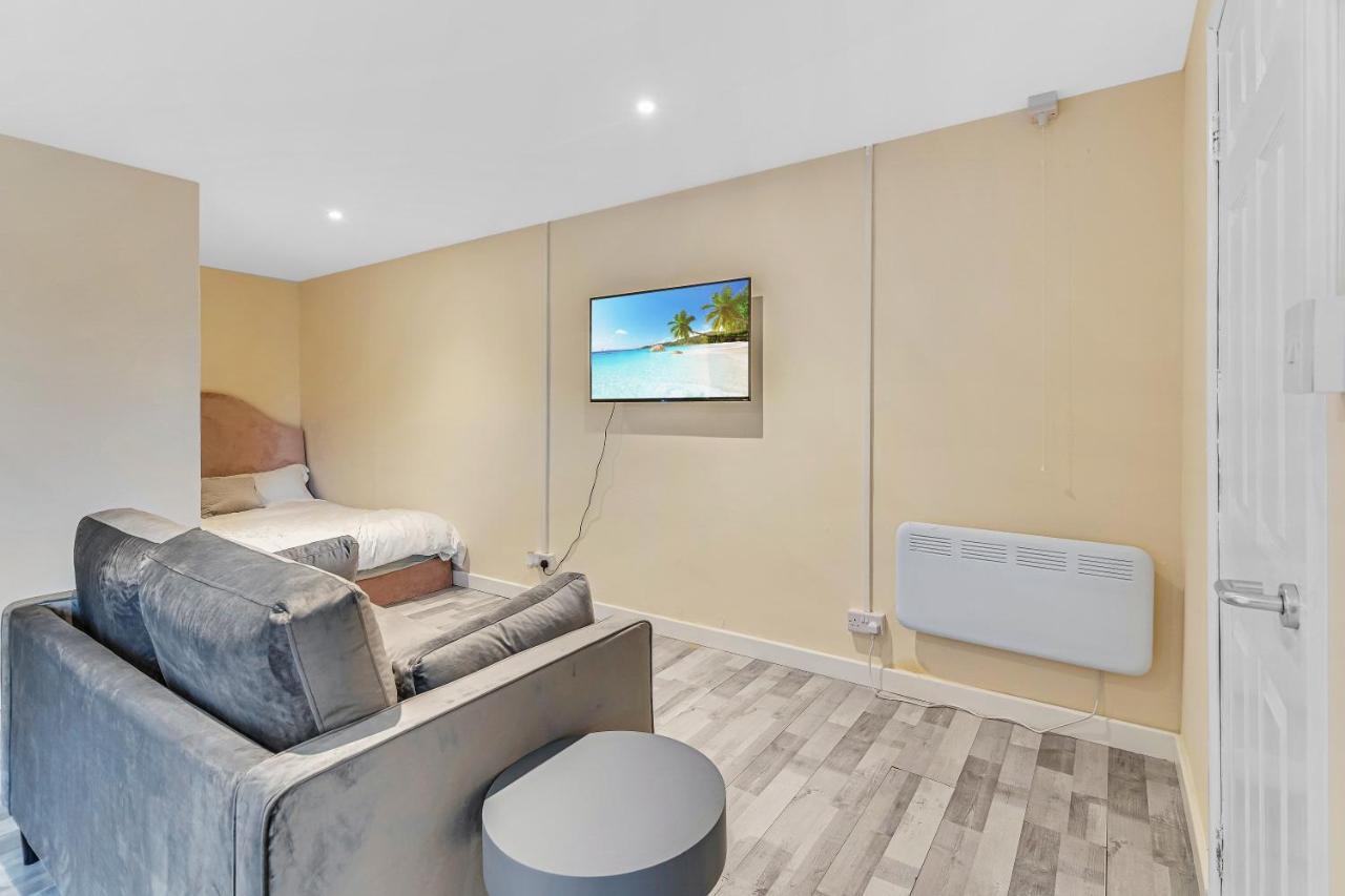 By Rehoboth - Overcomers- Deptford Apartamento