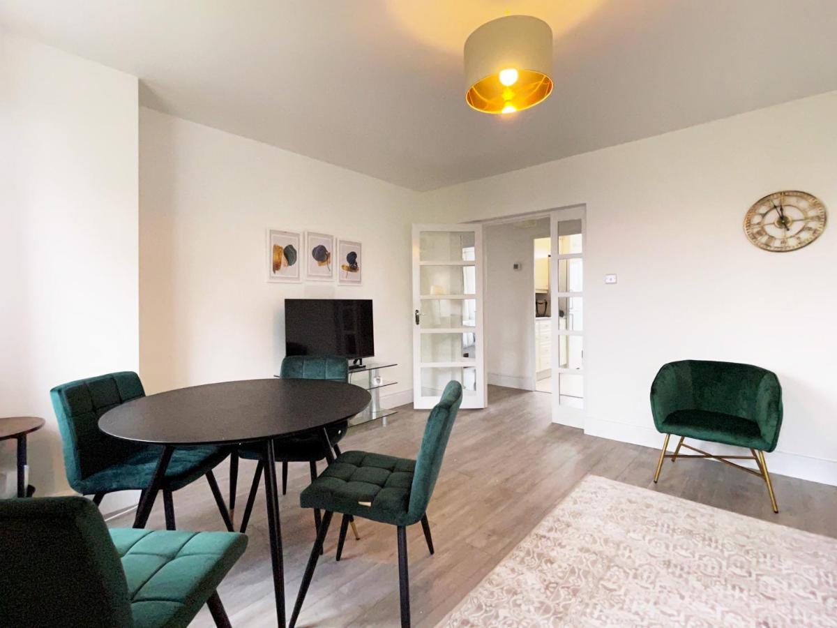 Sophie Place In Vauxhall - 3 Double Beds, 1 Sofa Bed, Spacious Apartment