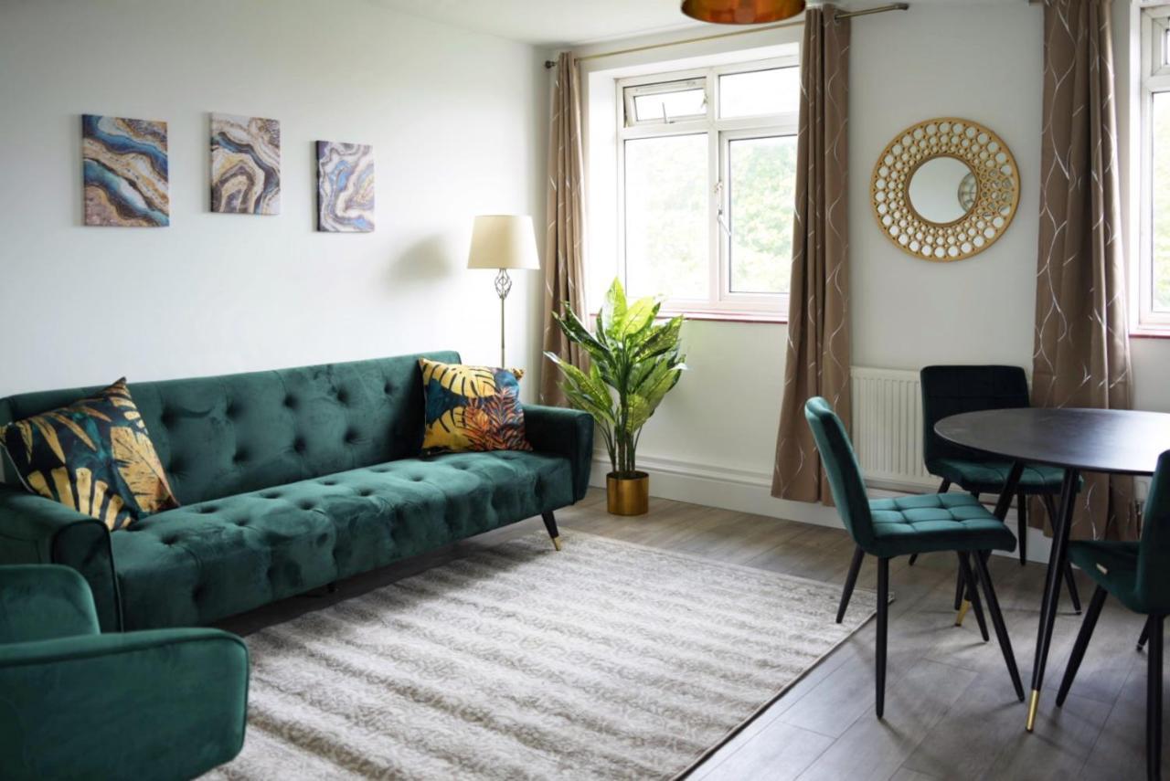 Sophie Place In Vauxhall - 3 Double Beds, 1 Sofa Bed, Spacious London