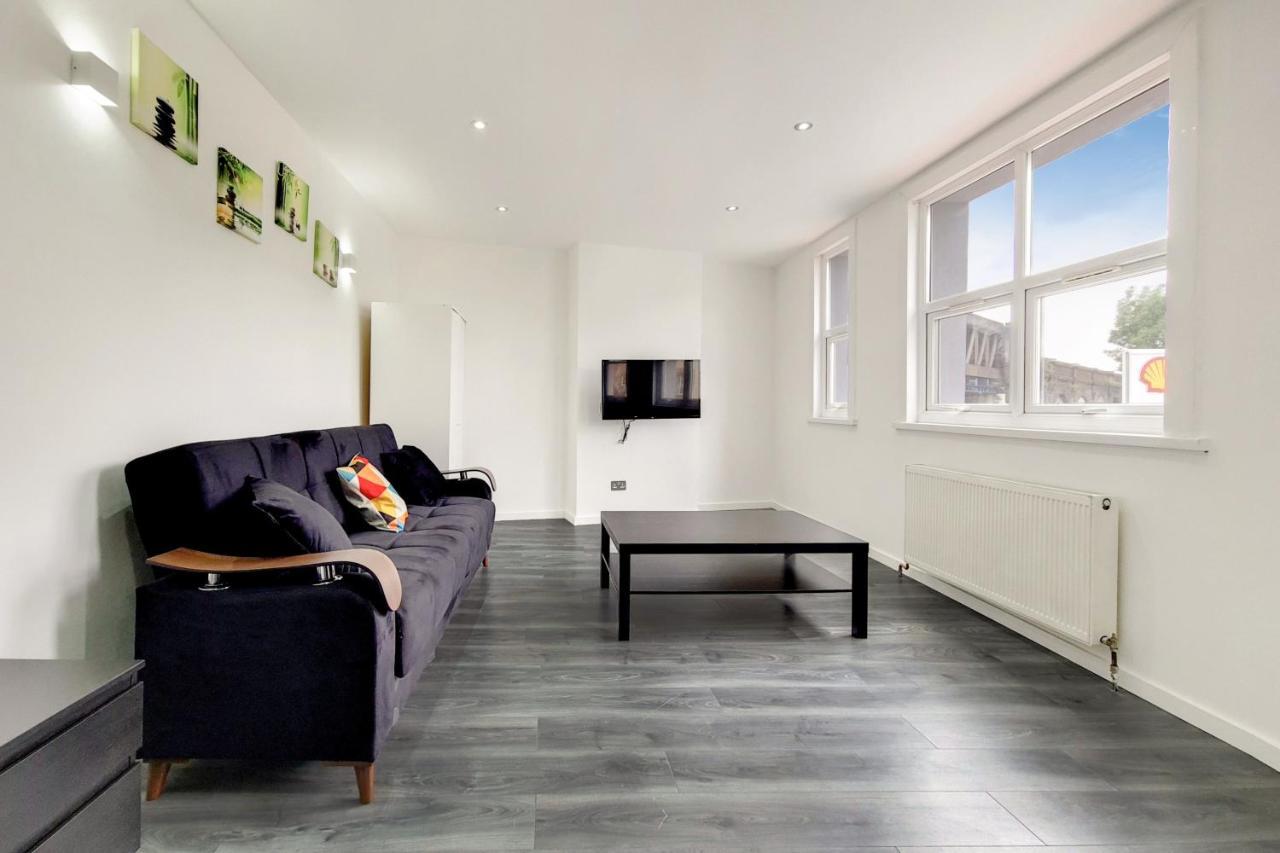 Lovely 4 Bed Perfect For Families! Apartamento *