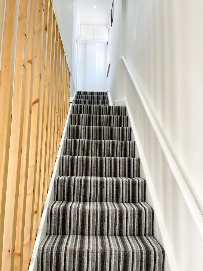 Lovely 4 Bed Perfect For Families!