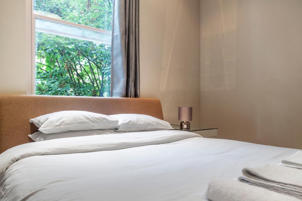 Bright & Spacious 1bdr Apt Near Lakeside Road * Londres