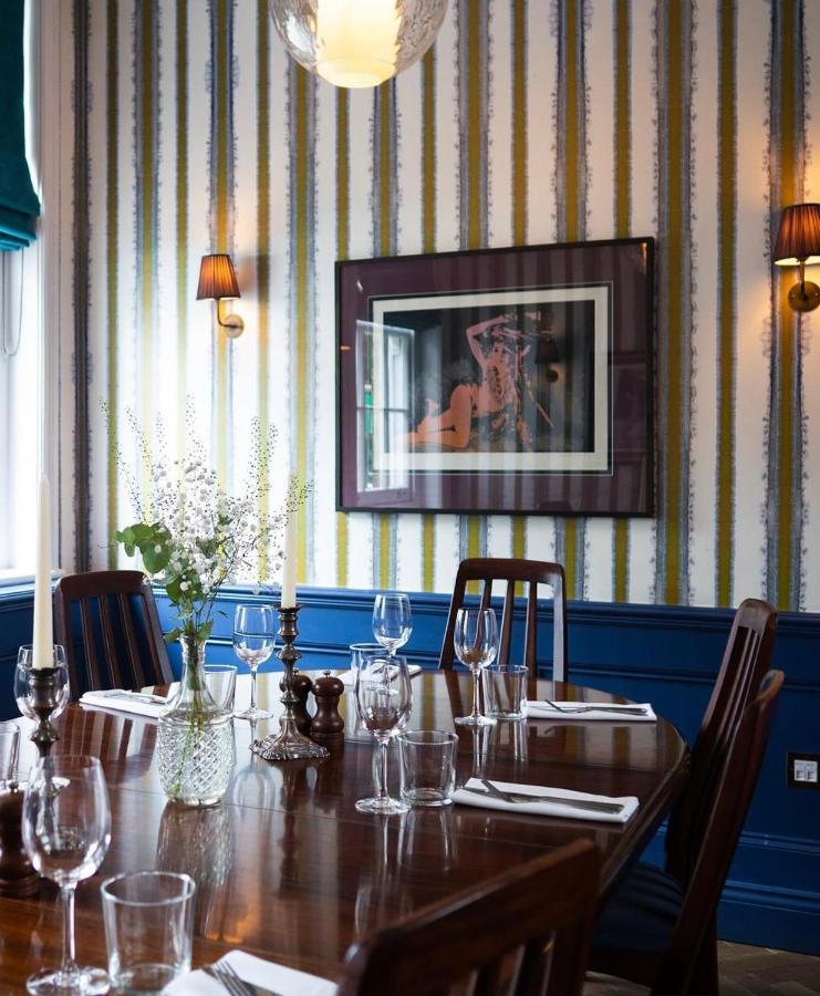 Hotel The Crown 4*