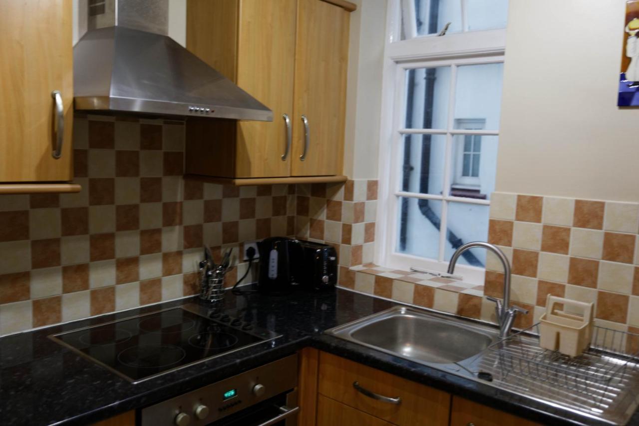 206mm Highgate * London