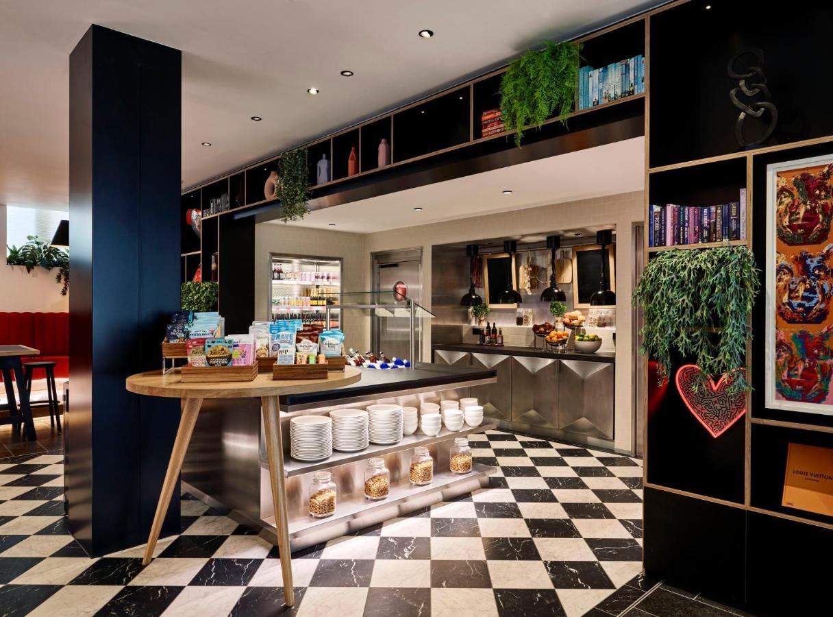 Citizenm Victoria Station Hotel 4*