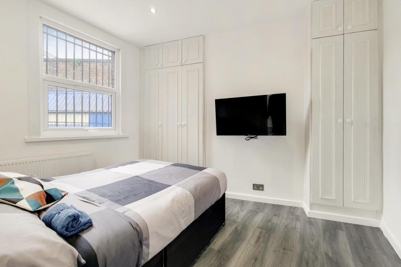 Lovely 4 Bed Perfect For Families! Appartement *