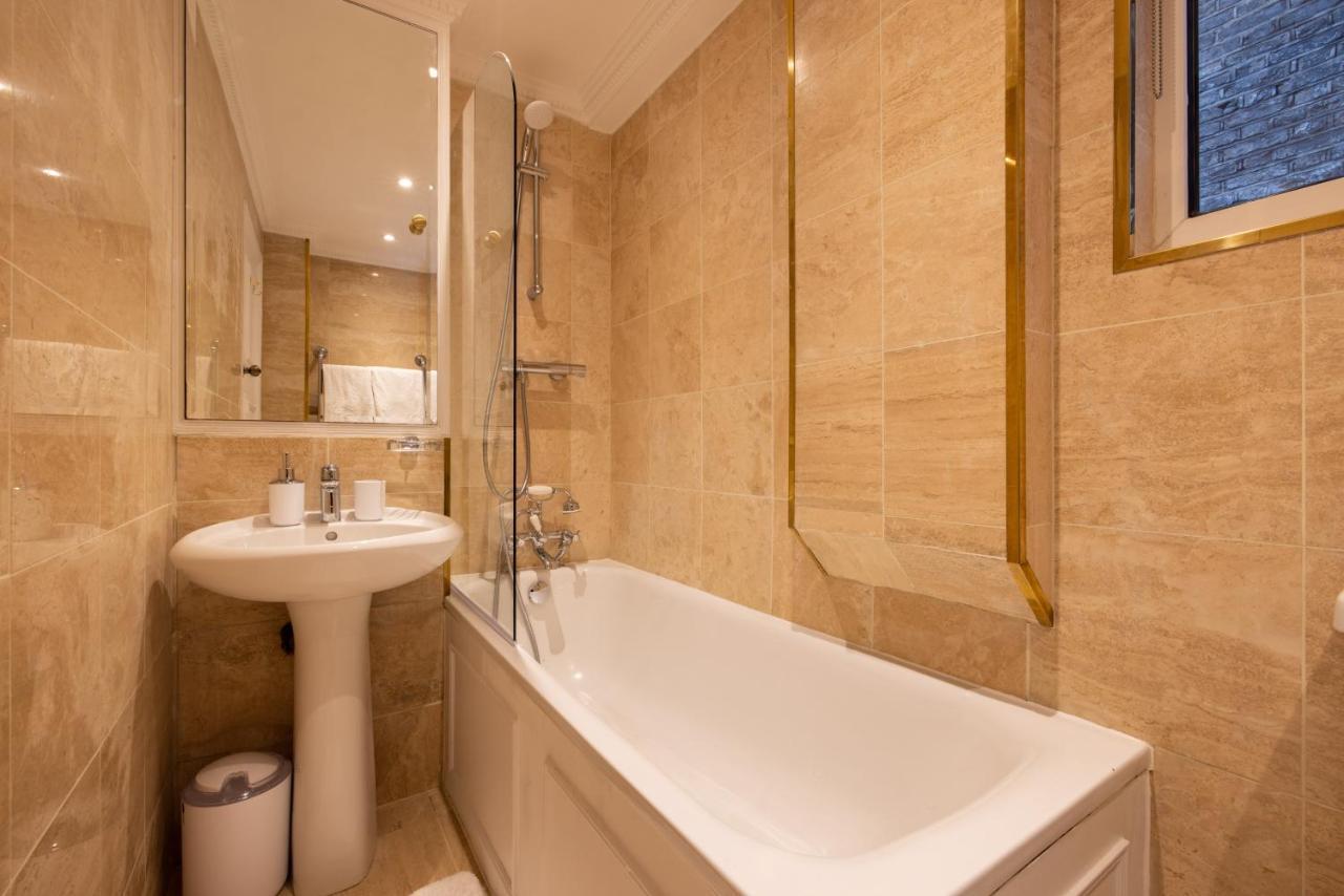 Luxury Flat Next To Harrods Apartment *