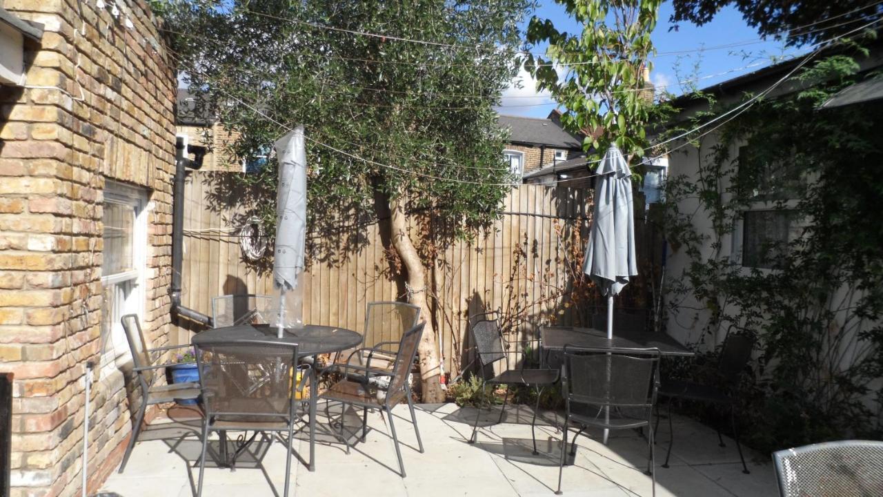 Ferienhaus Bubblesbnb 7 Bedroom House, 16 Beds, Sleeps 22