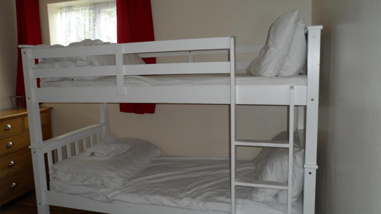 Ferienhaus Bubblesbnb 7 Bedroom House, 16 Beds, Sleeps 22
