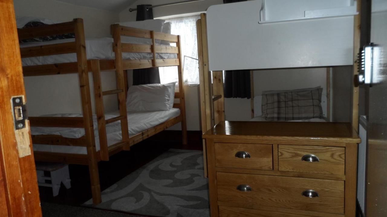 Ferienhaus Bubblesbnb 7 Bedroom House, 16 Beds, Sleeps 22