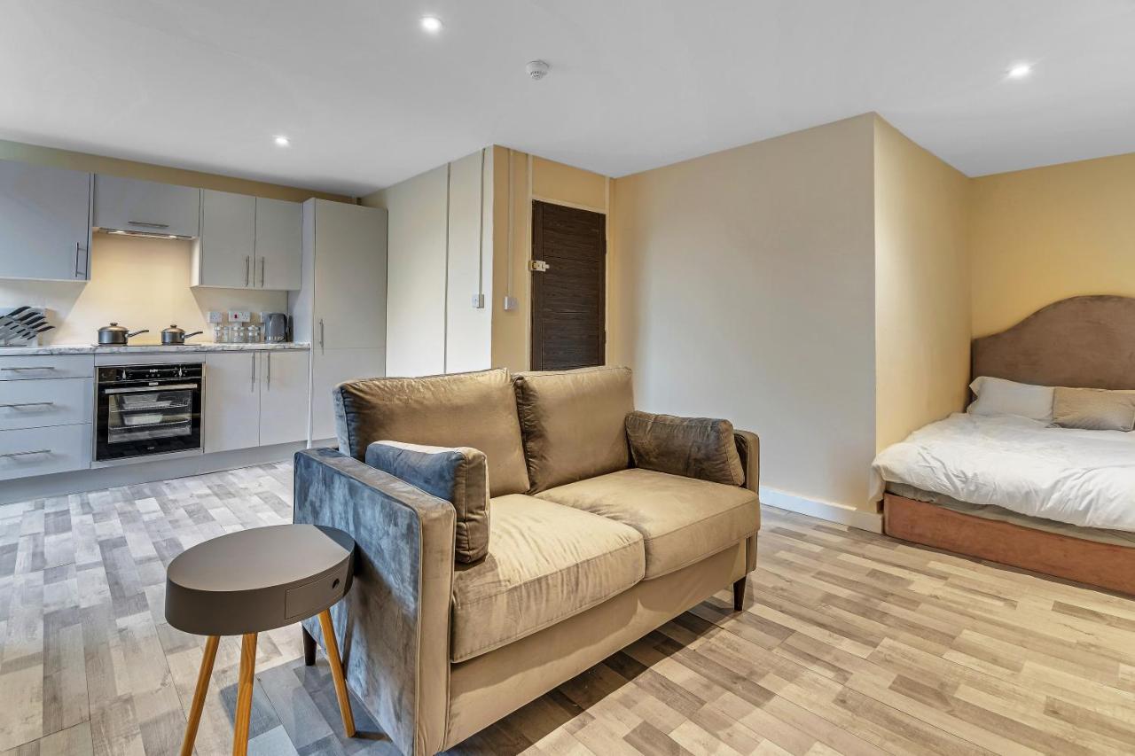 By Rehoboth - Overcomers- Deptford Apartamento Londres