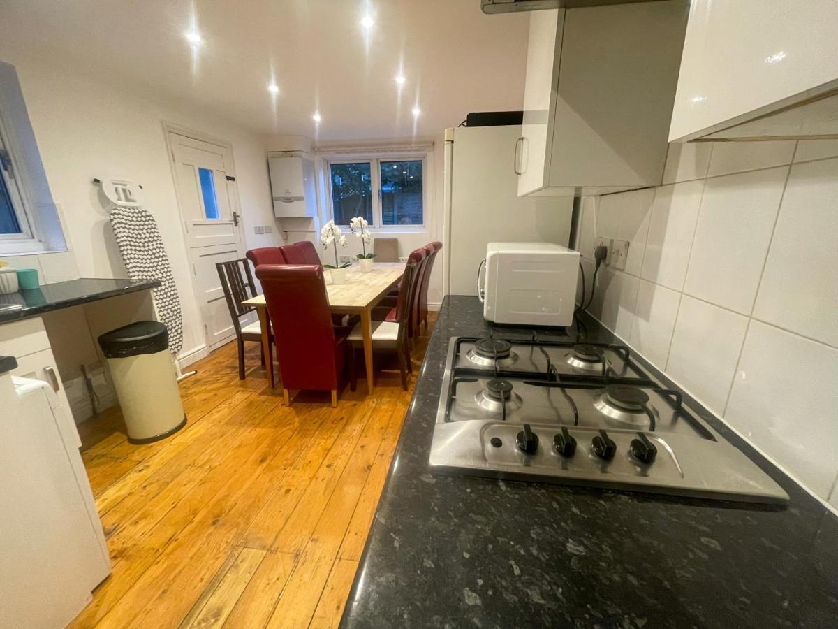 Ferienhaus 8 Balchier Road London