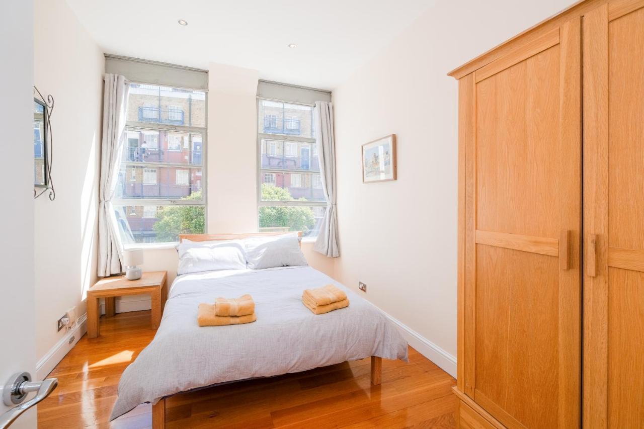 Apartment Lovely 2 Bed Flat In Canal Side Gated Development London