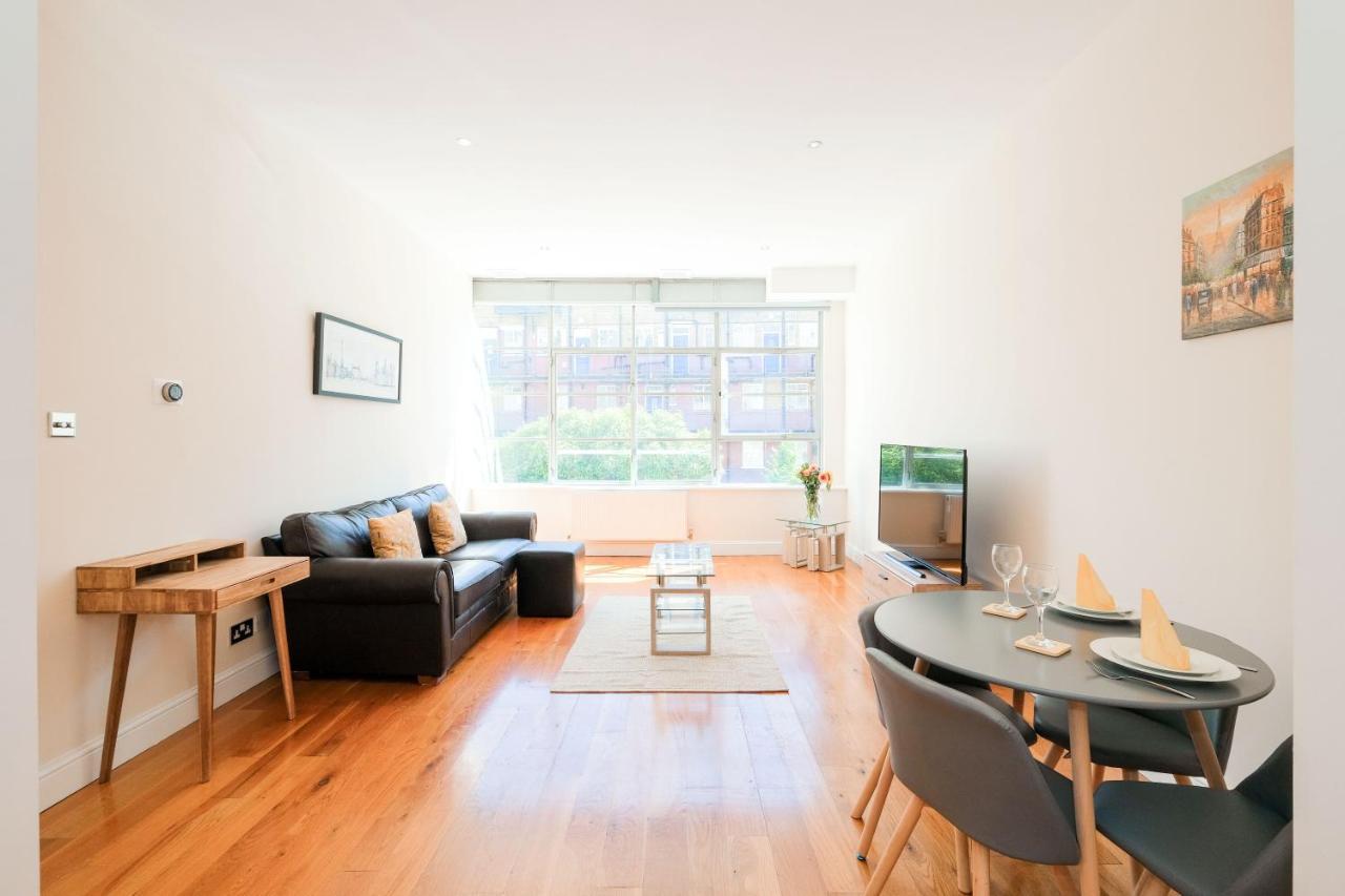 Apartment Lovely 2 Bed Flat In Canal Side Gated Development