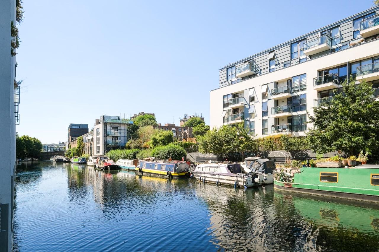 Lovely 2 Bed Flat In Canal Side Gated Development Apartment London