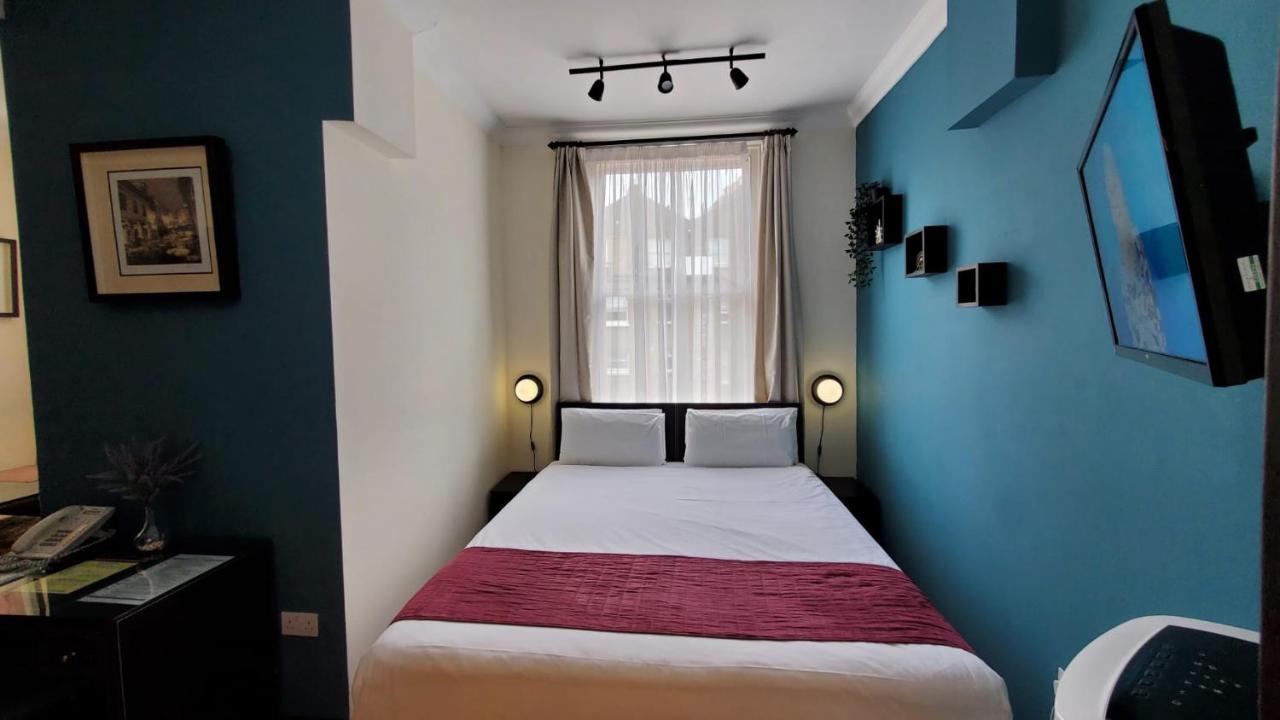 The Royale Chulan Hyde Park Hotel