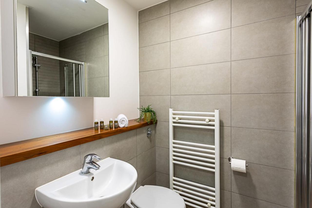 Chamber Street 5 * London