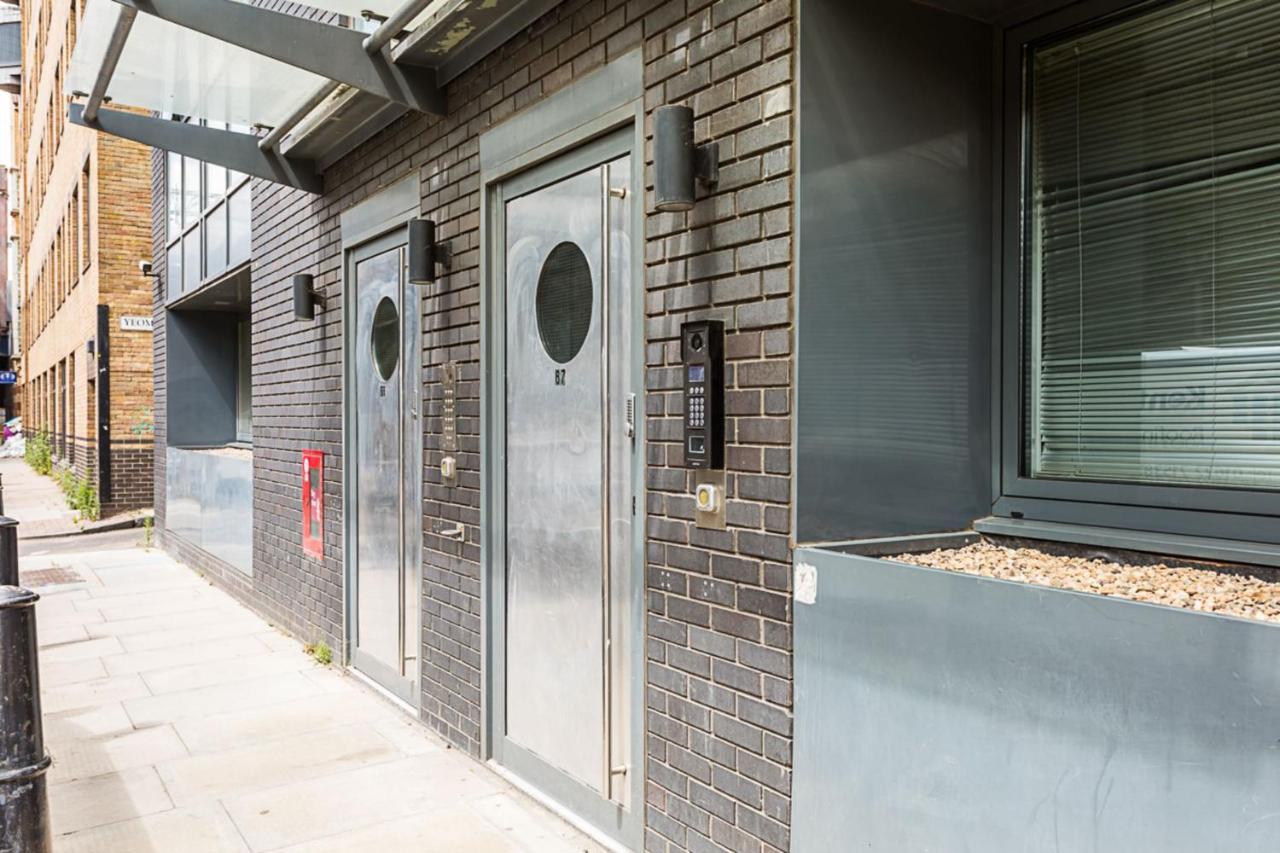 Chamber Street 5 * London