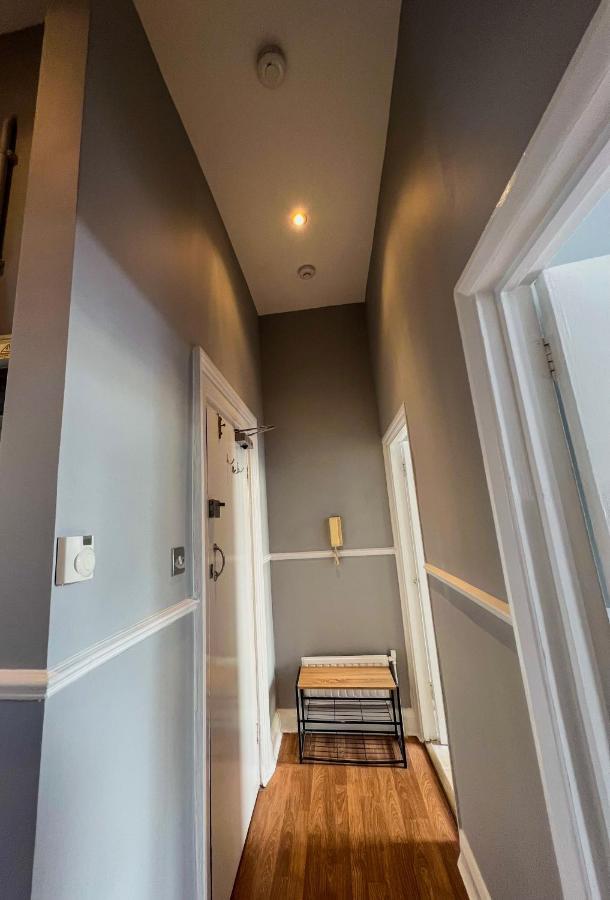 Central, Cozy Victorian Flat Next To Harrods London