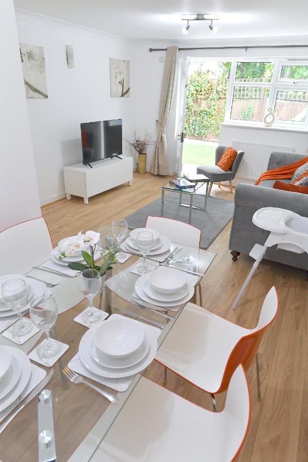 Clapham Junction - 2 Bedroom * Londres