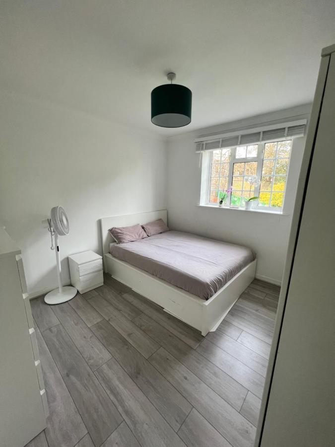 Appartement Lovely Forest Hill Flat Londen