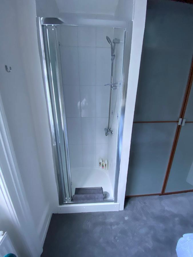 Spacious 2 Bedroom Flat In Paddington Londres