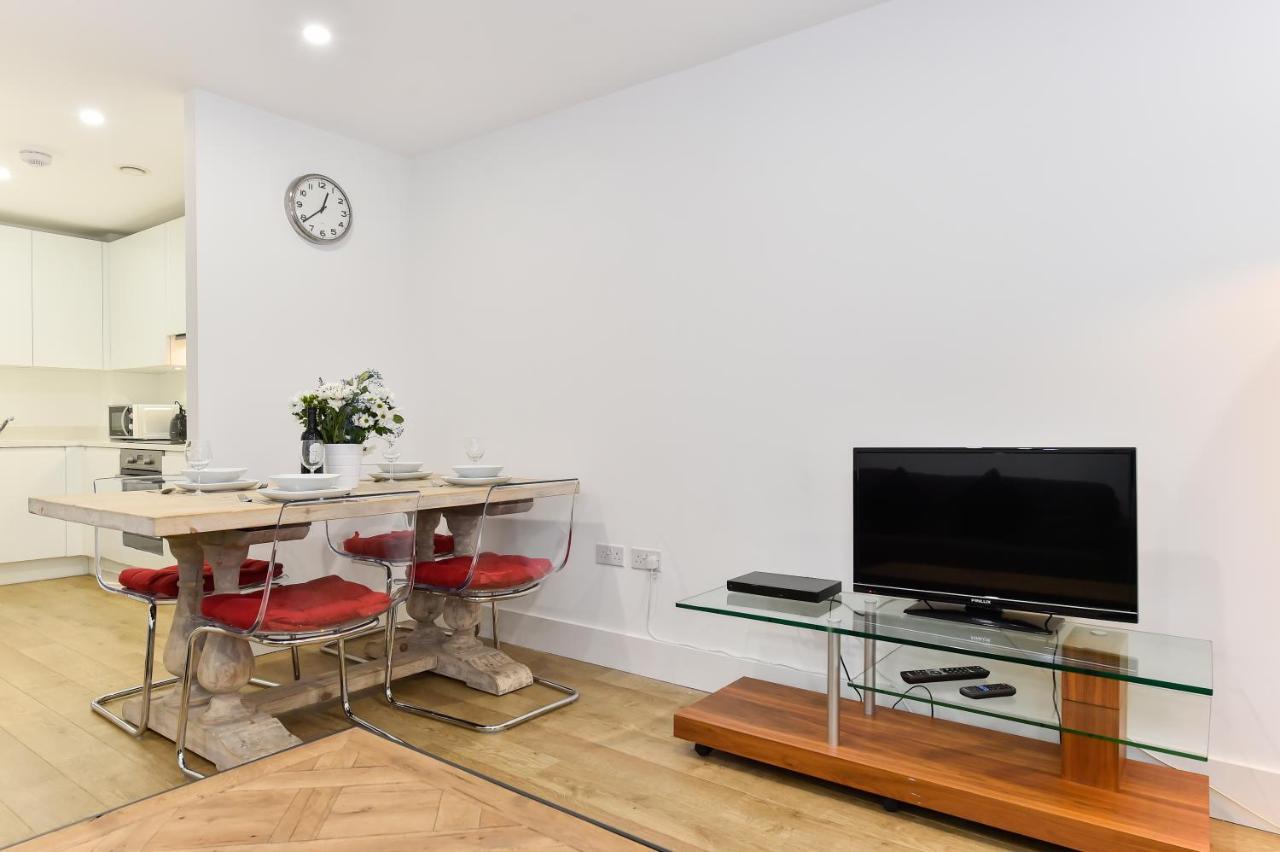 Apartment At Piccadilly *