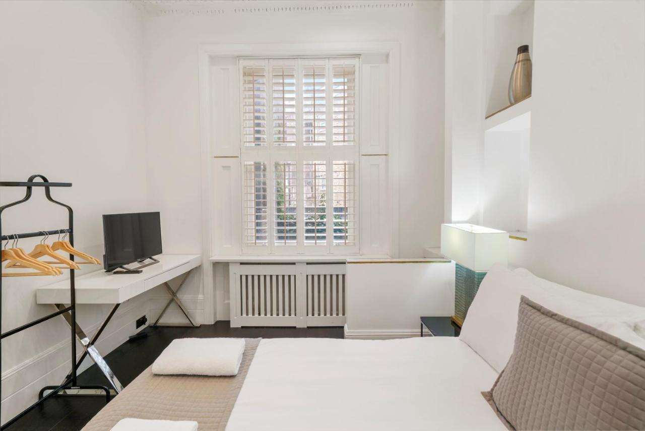 1 & 2 Bed Cosy Next To Earls Court Free Wifi London