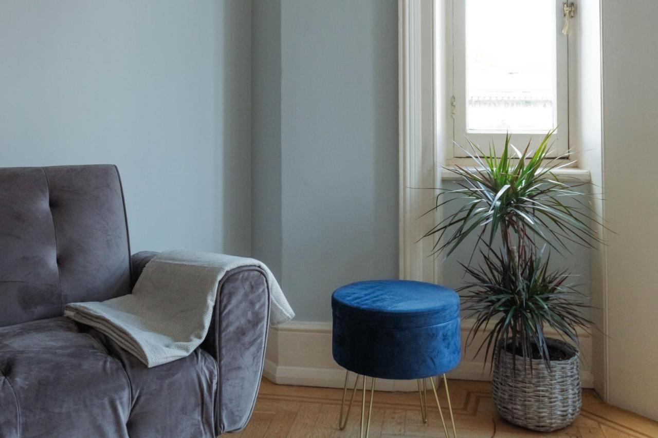 Bright Space In The Heart Of Apartment