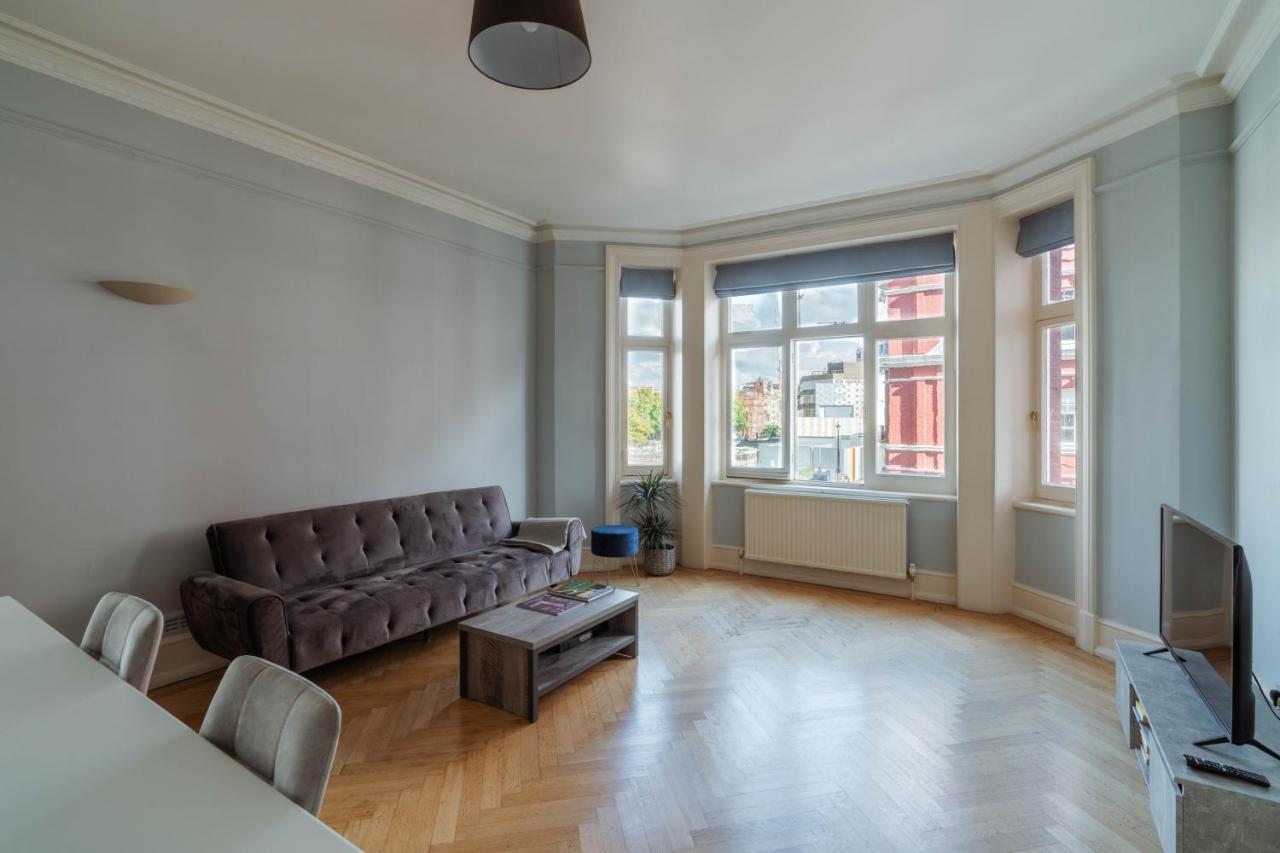 Apartment Bright Space In The Heart Of