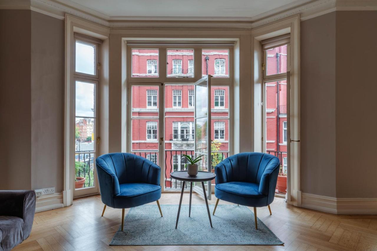 Bright Space In The Heart Of Apartment London