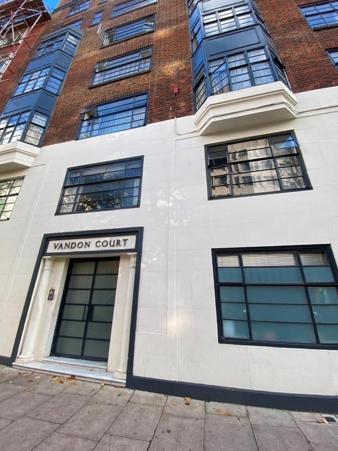St James' Apartment London