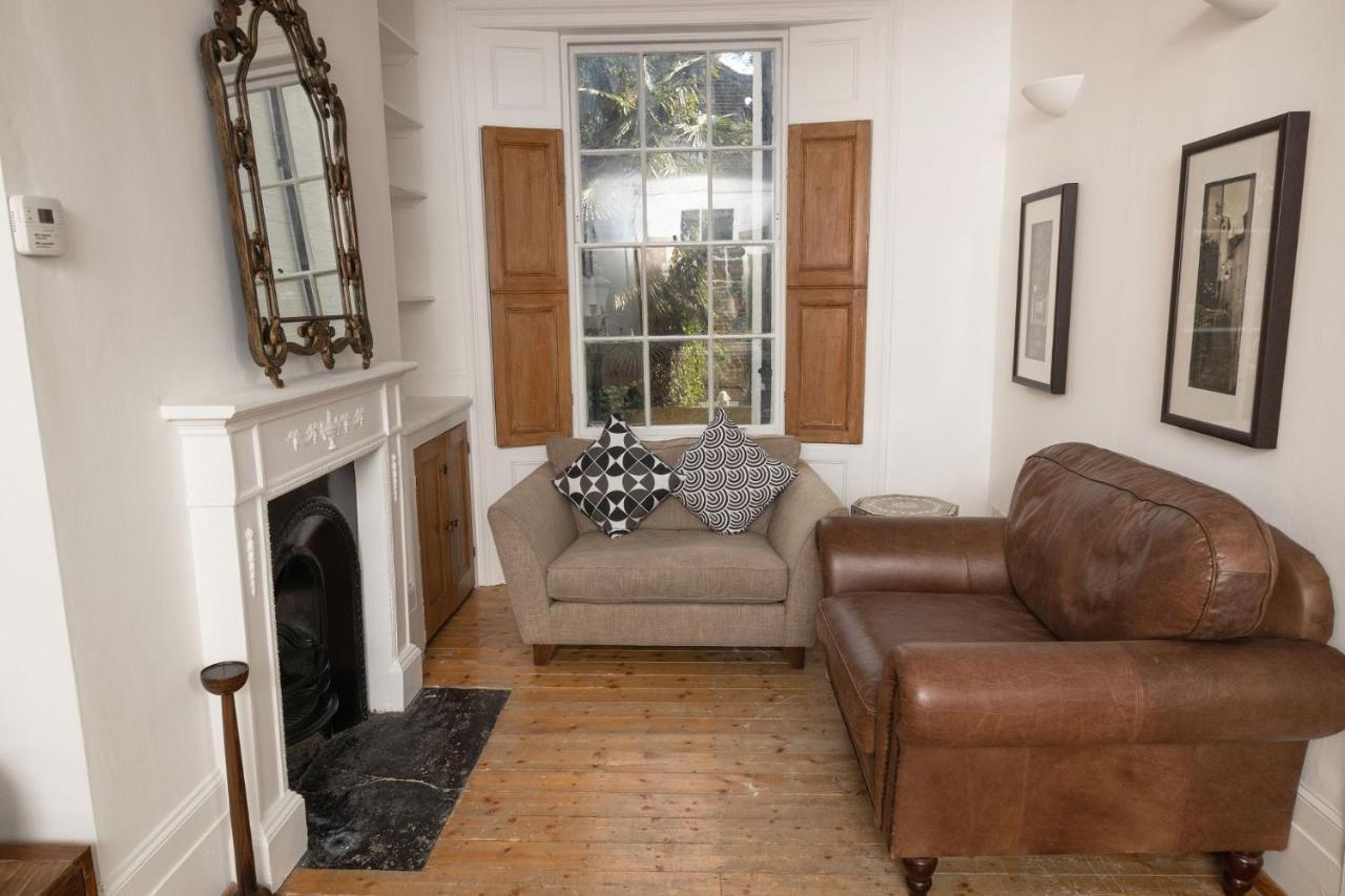 The Angel Place Hideaway - Fair 4bdr House With Terrace * Londres