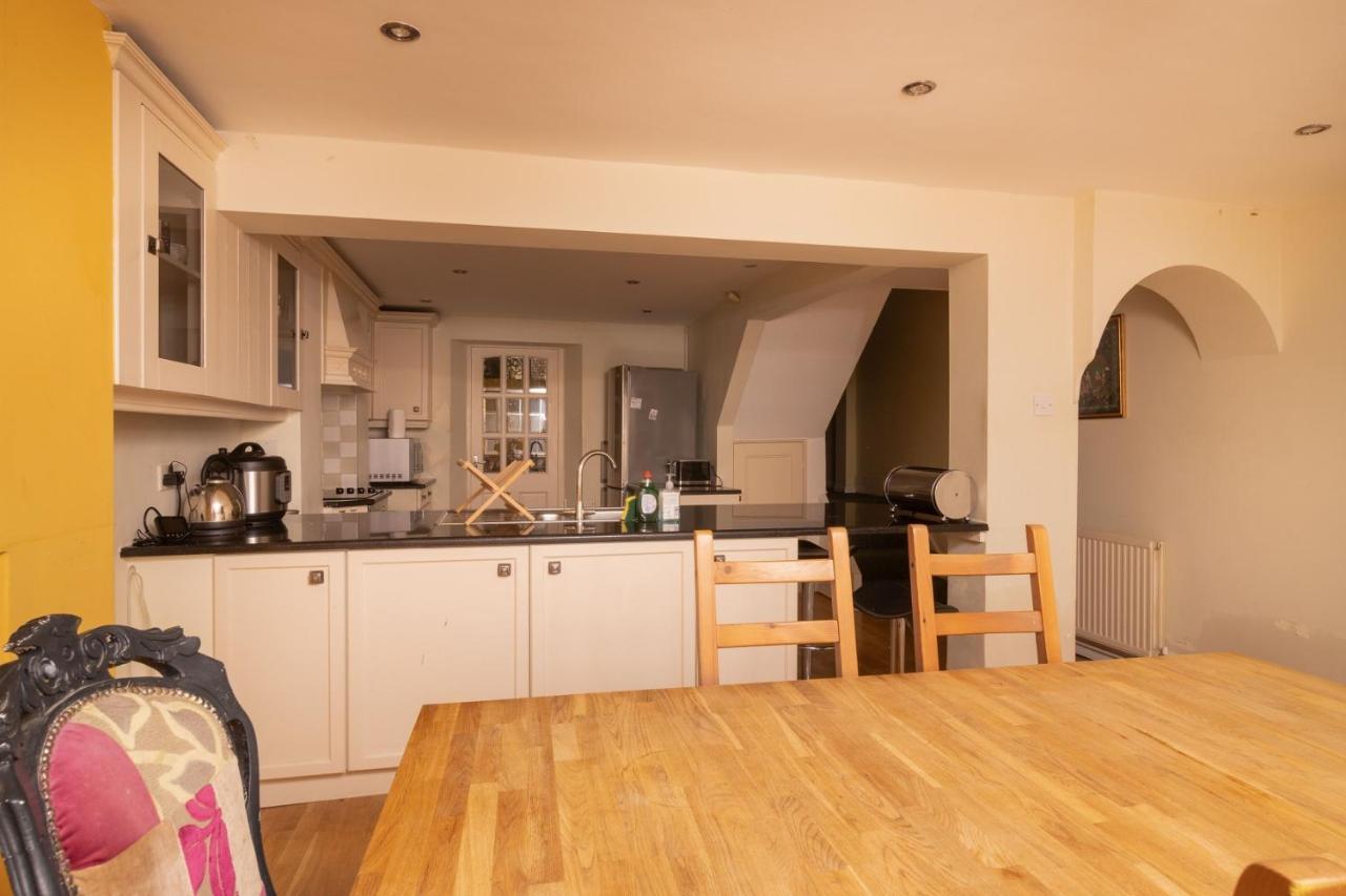 Appartement The Angel Place Hideaway - Fair 4bdr House With Terrace