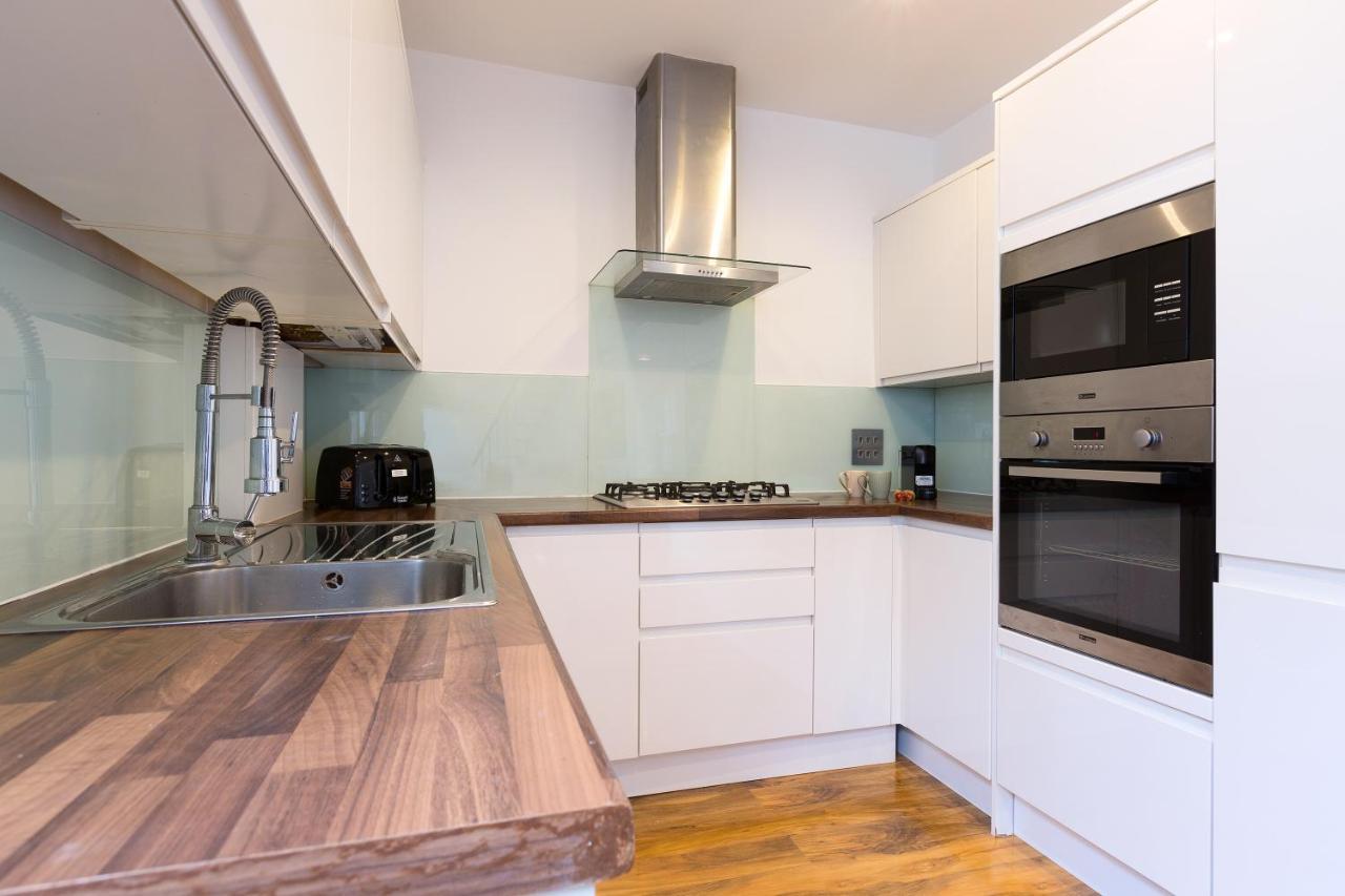 Spacious 4 Bedrooms Flat In New Oxford Street Apartamento *