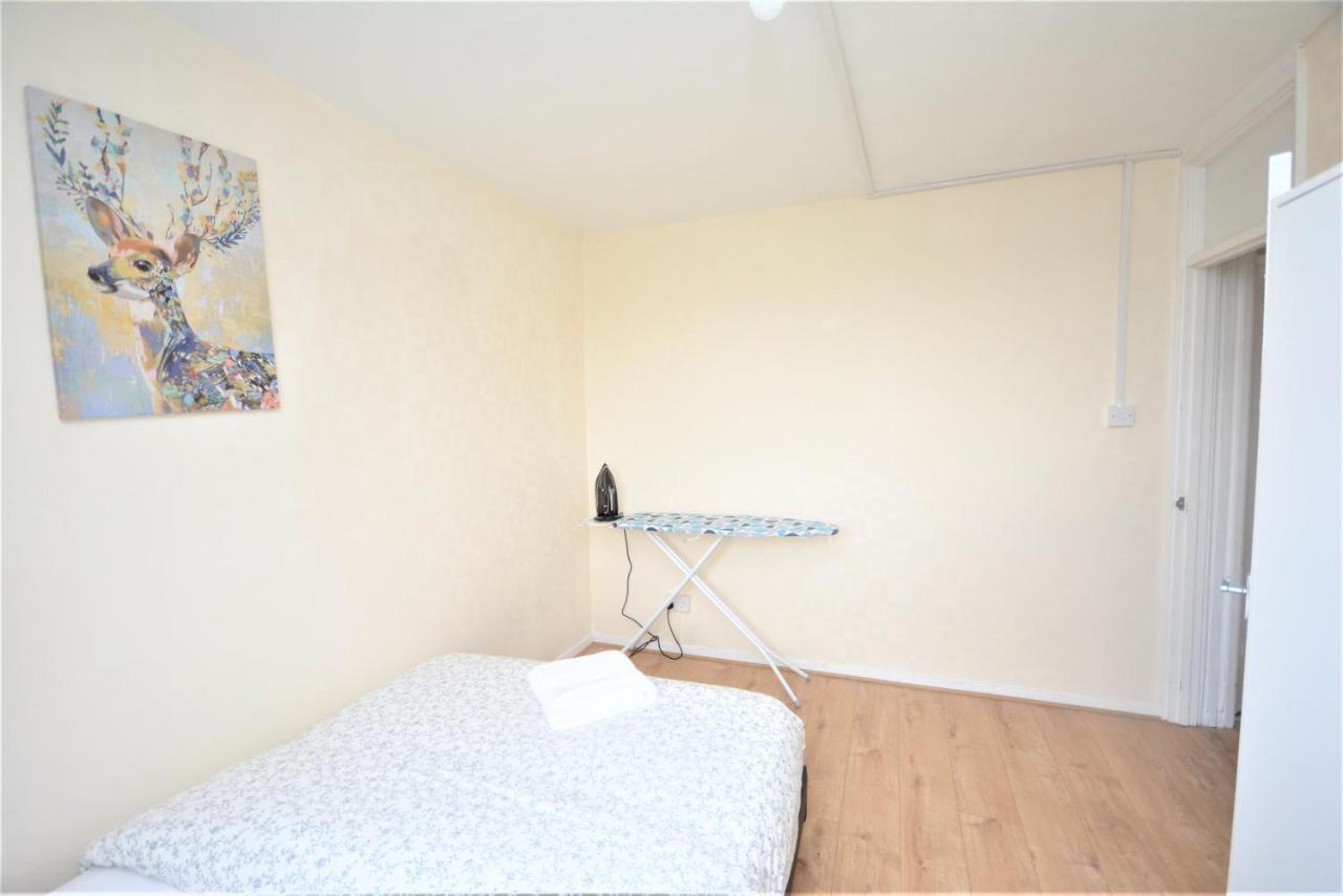 Appartement Beautiful Two Bedroom Flat In Brixton Londen