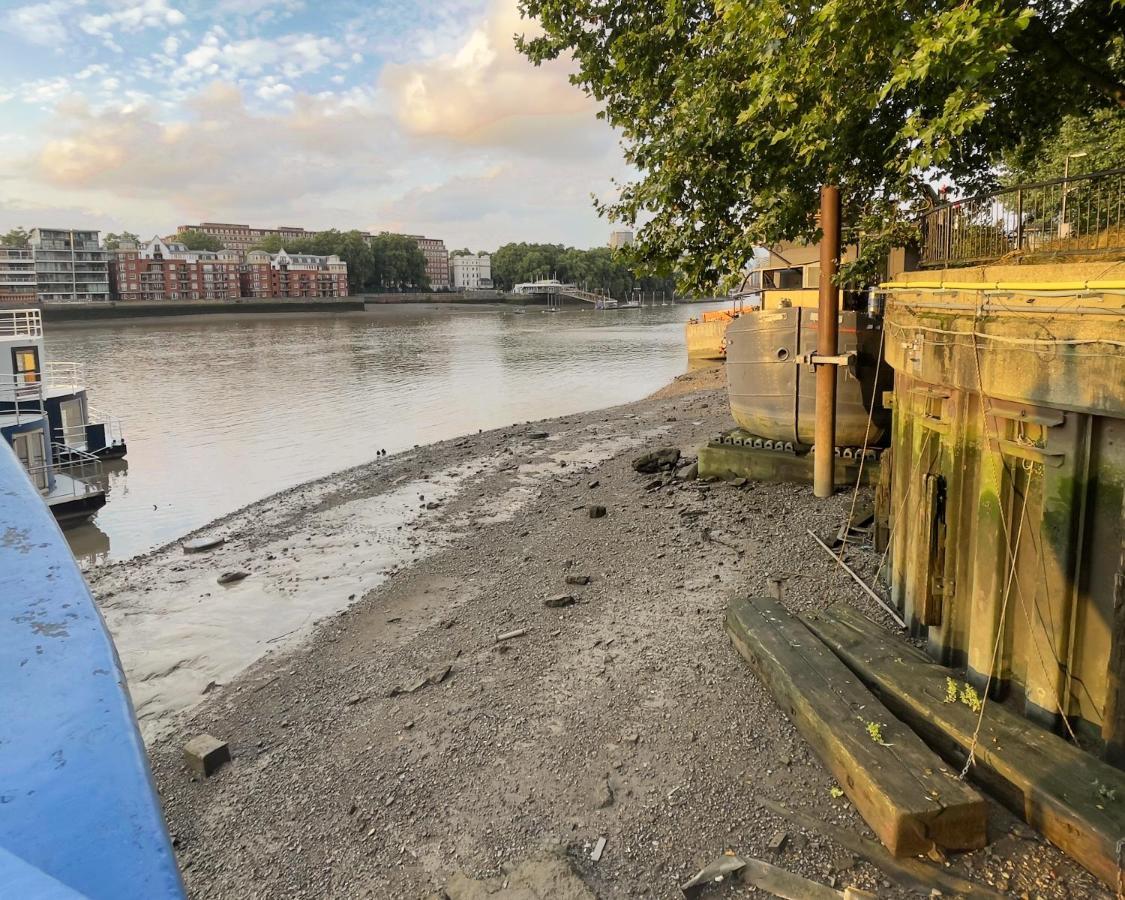 One Of A Kind - Converted Ship In The Heart Of Bateau-hôtel Londres