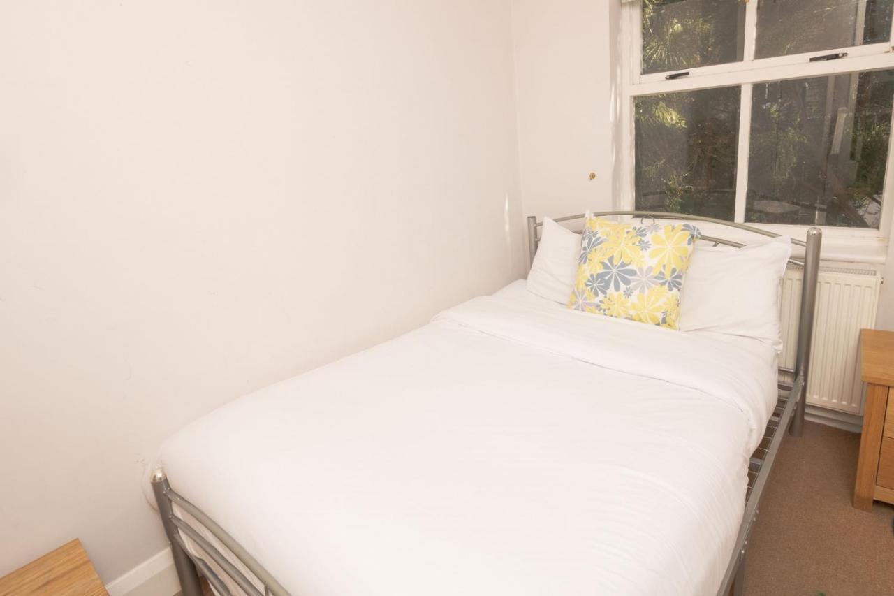 The Angel Place Hideaway - Fair 4bdr House With Terrace *