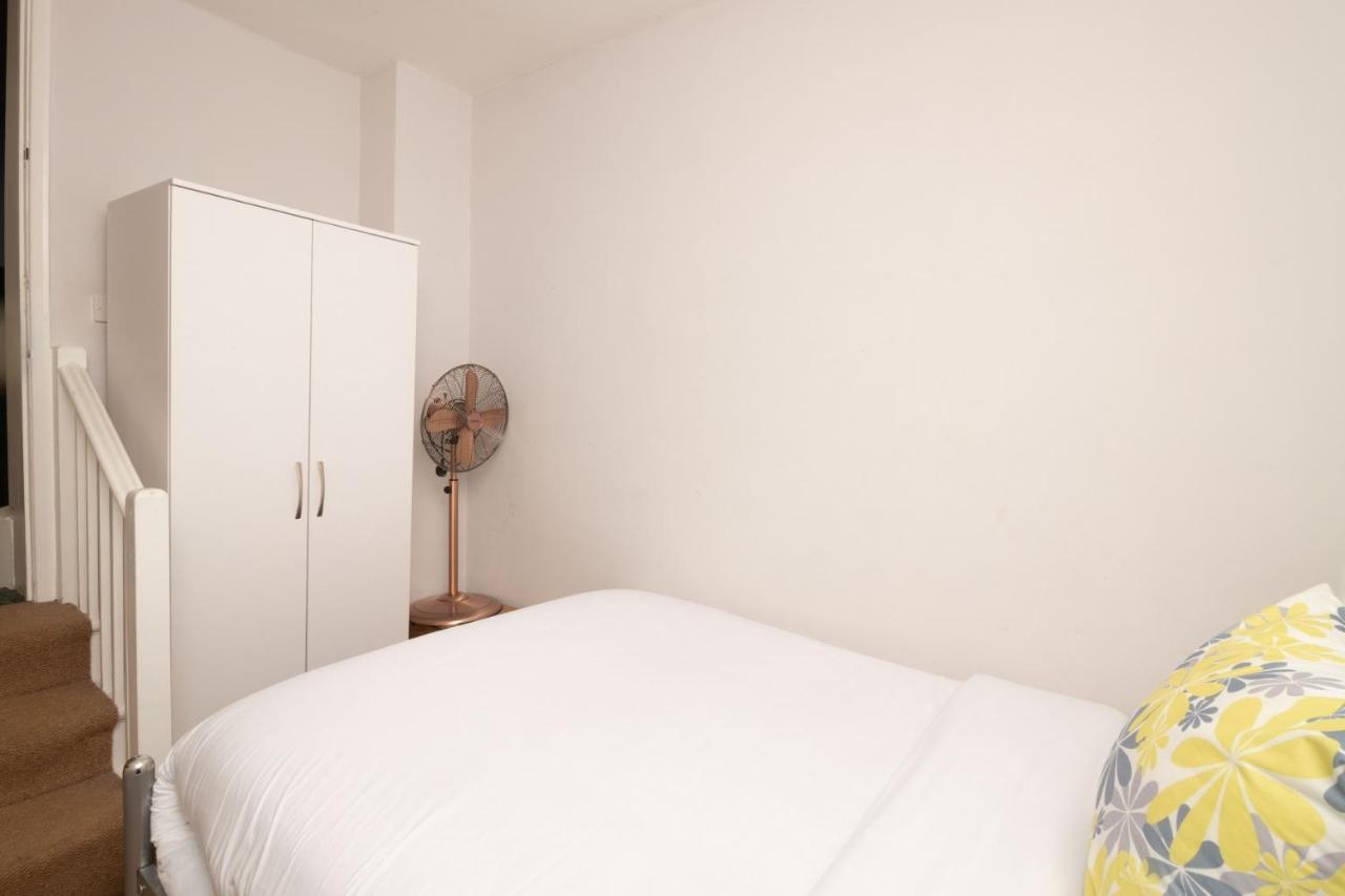 Appartement The Angel Place Hideaway - Fair 4bdr House With Terrace *