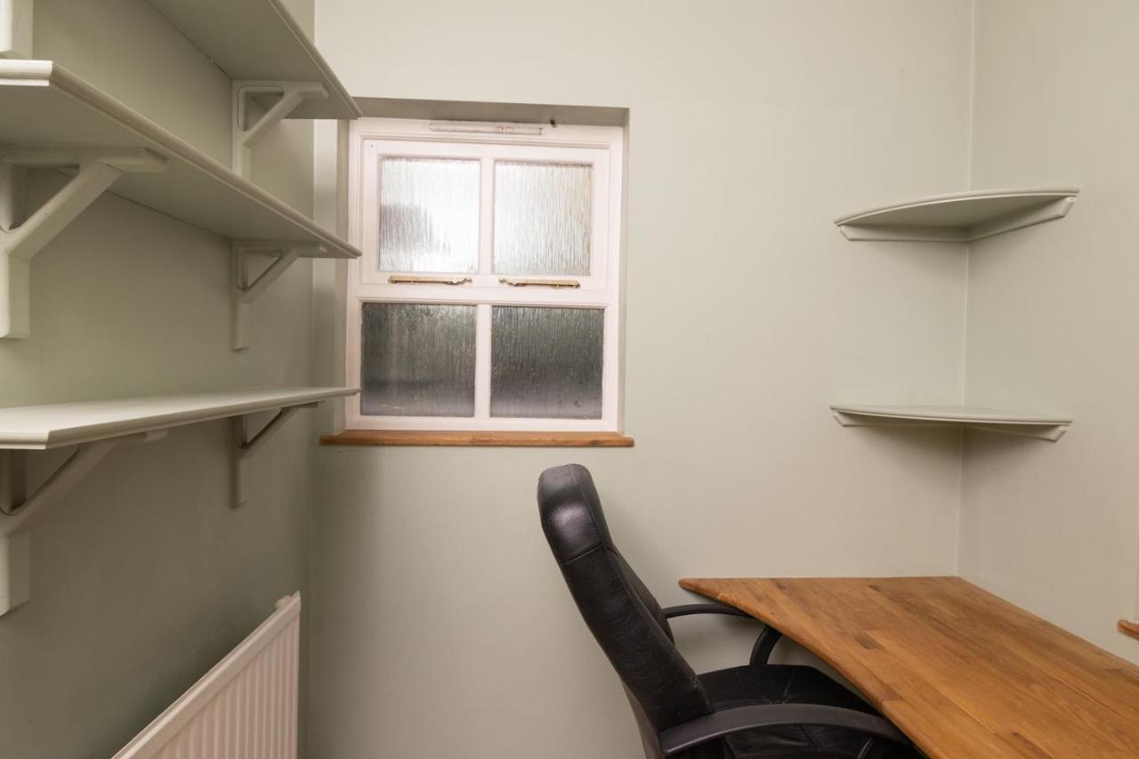 The Angel Place Hideaway - Fair 4bdr House With Terrace *