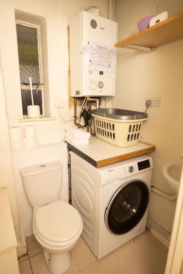 The Angel Place Hideaway - Fair 4bdr House With Terrace *